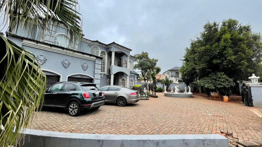 4 Bedroom Property for Sale in Safari Gardens North West